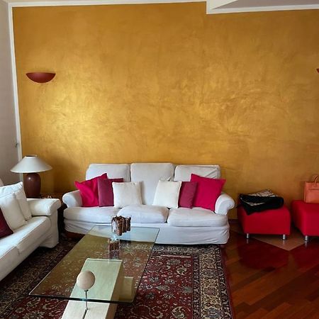 Zen Apartment Located In Turin Pre Hill Buitenkant foto