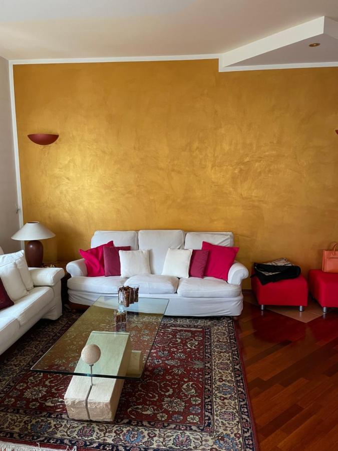 Zen Apartment Located In Turin Pre Hill Buitenkant foto